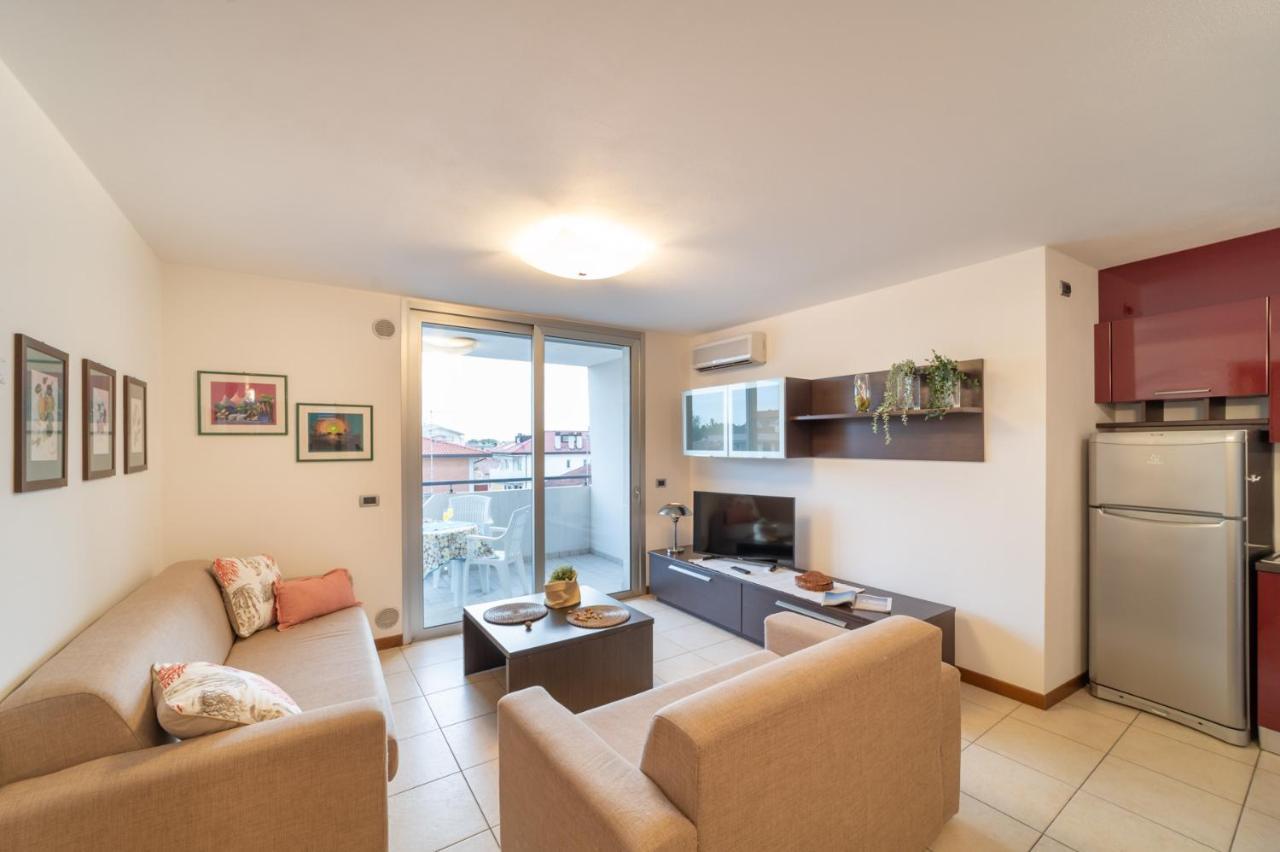 Residenza Ore Felici Lignano Sabbiadoro Extérieur photo