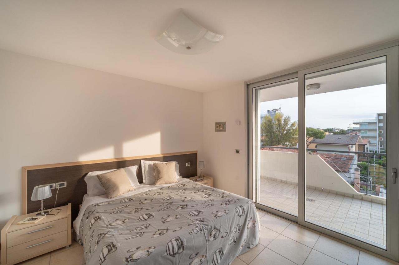 Residenza Ore Felici Lignano Sabbiadoro Extérieur photo