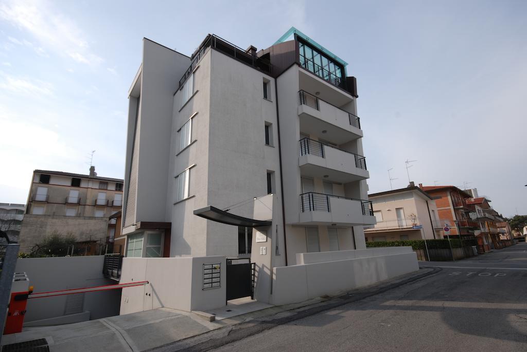Residenza Ore Felici Lignano Sabbiadoro Extérieur photo
